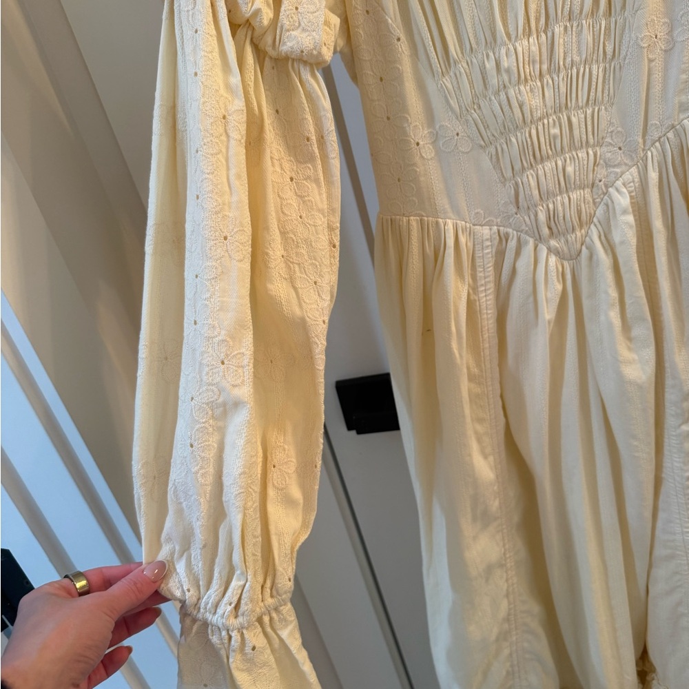 Elegant Cream Lace Dress lace made L - Picture 3 of 10